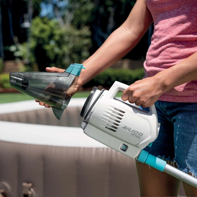 Aspiratore manuale ricaricabile per piscina