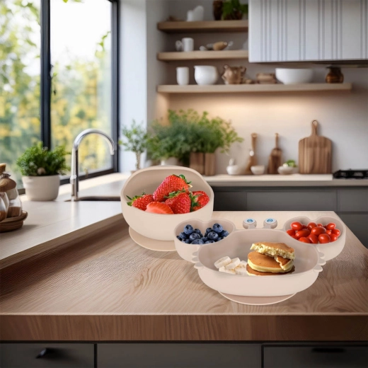 Ciotola e piatto stabili con ventosa