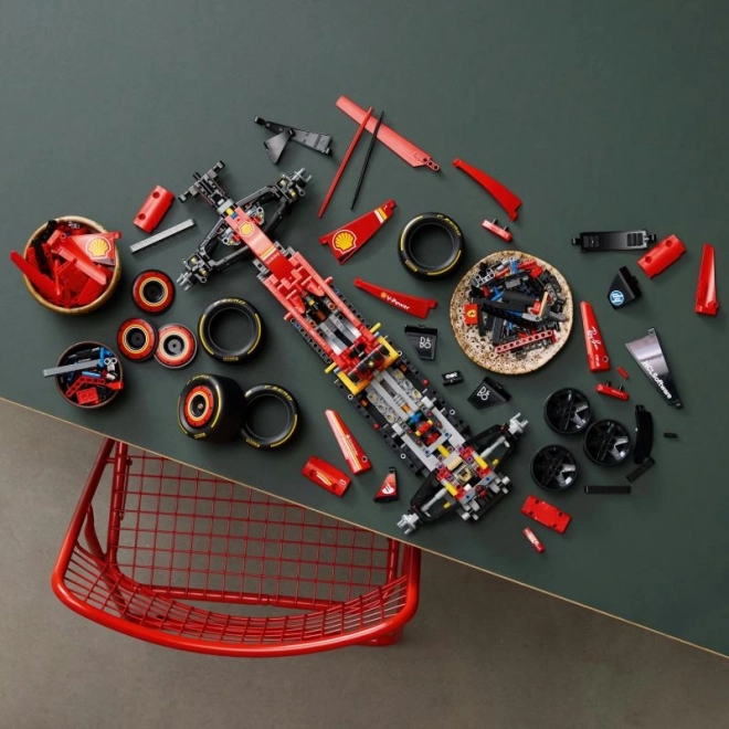 LEGO Technic Ferrari SF-24 F1 per adulti
