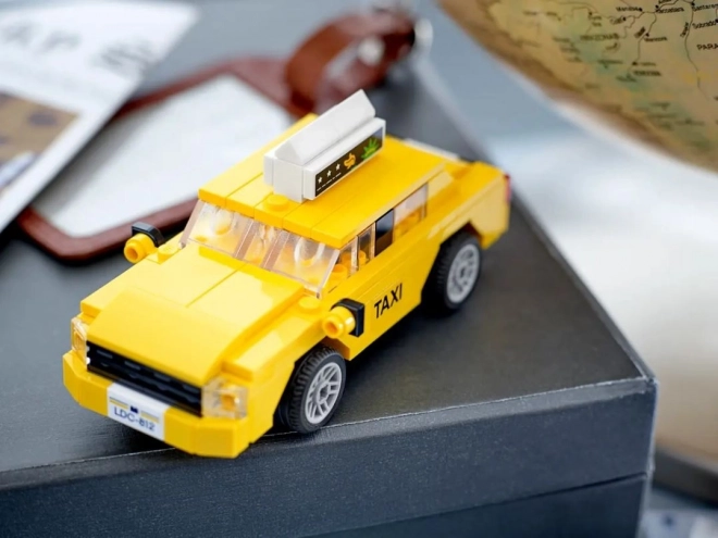 LEGO Creator 40468 Taxi giallo