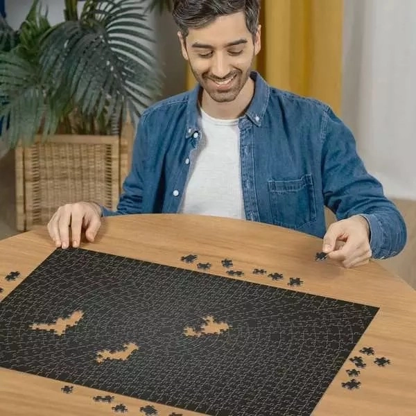 Puzzle 736 Pezzi Krypt Neri