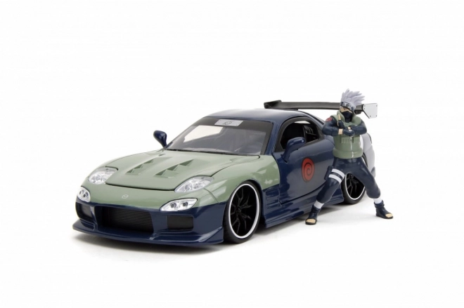 Mazda RX-7 93 con figura Naruto