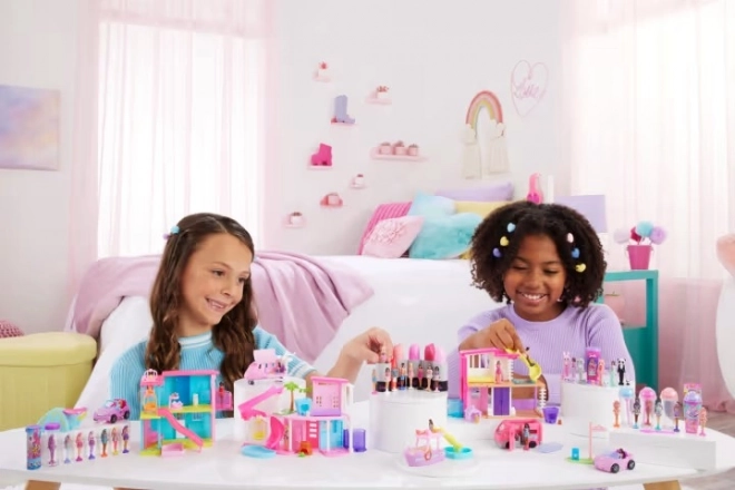 Casa dei sogni di Barbie Mini Barbieland con bambola