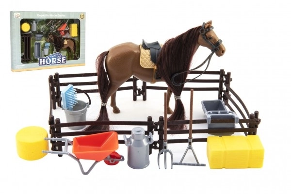 Cavallo da toelettatura marrone in plastica con accessori e recinto