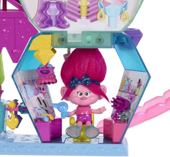 Bambola Poppy e tanti accessori di moda