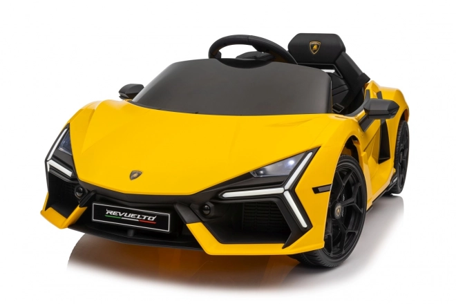 Auto Lamborghini Revuelto Giallo