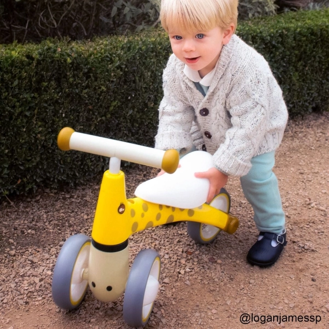 Design giocoso a giraffa che diverte i bambini