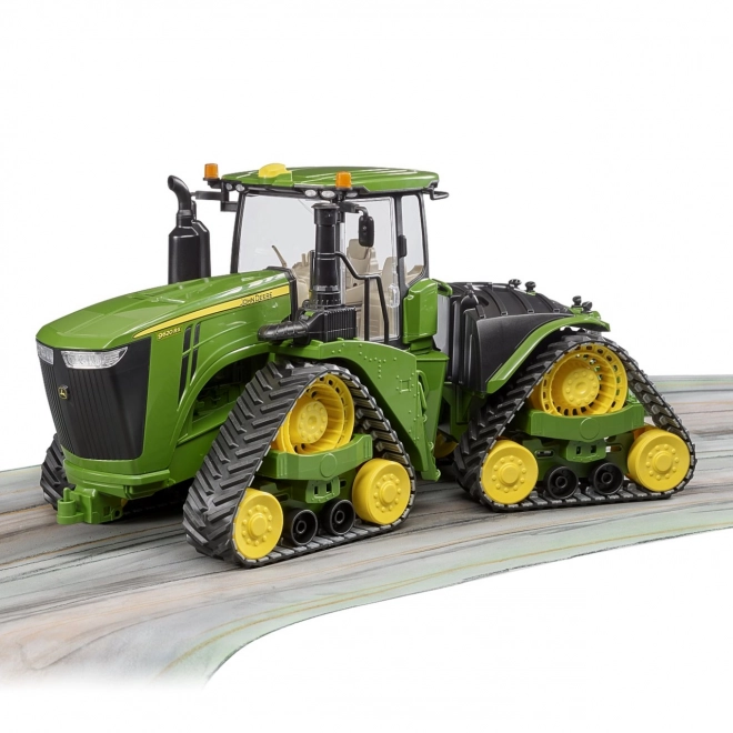 Trattore cingolato John Deere di Bruder