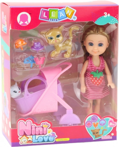 Mini bambola con passeggino e gattini