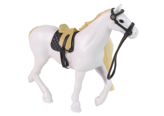 Cavallo con accessori per la scuderia