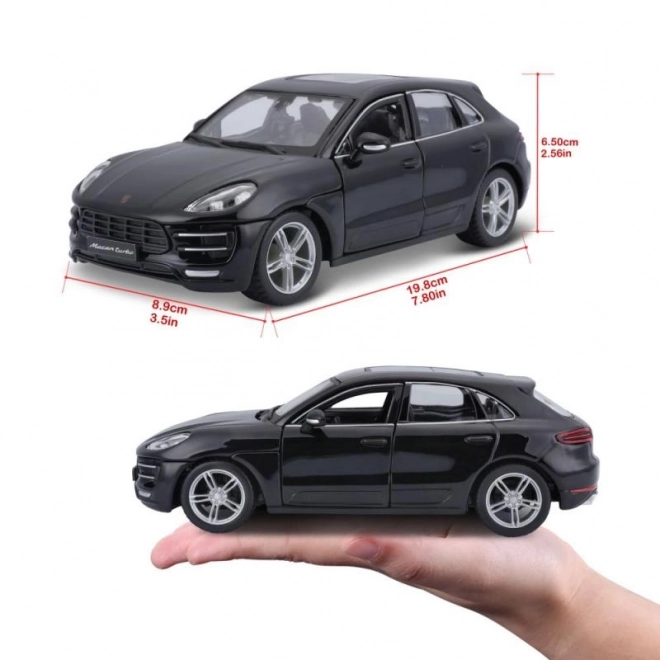 Porsche Macan Nero in Scala 1:24 di Bburago