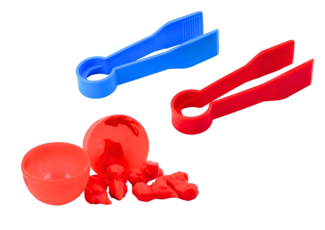 Allenamento della motricità fine con le pinzette