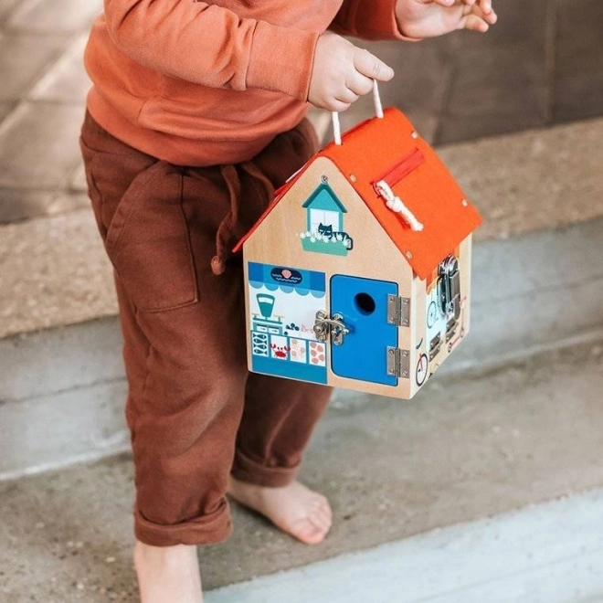 casa in legno con serrature Lilliputiens