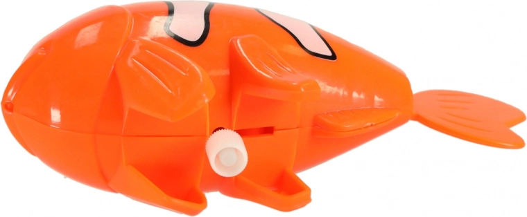 Nuota da sola grazie alla carica