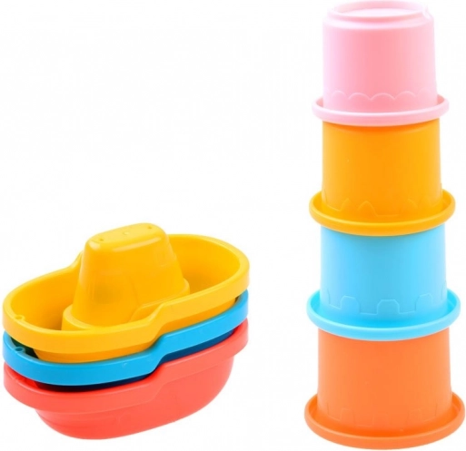 Bicchierini e barchette per giochi d’acqua creativi
