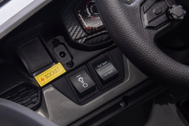 Auto elettrico Lamborghini Revuelto XL grigio