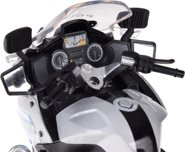 Cockpit dettagliato e comandi