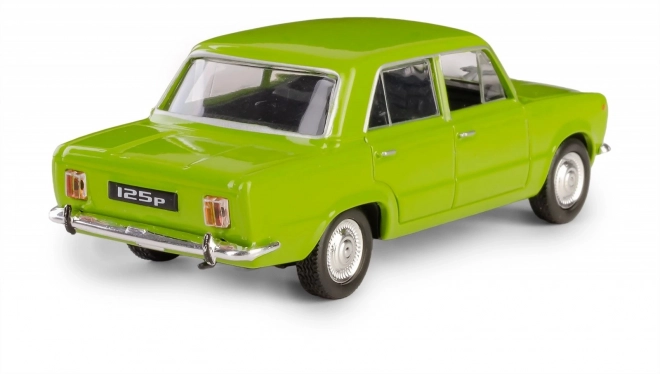 Auto d'epoca Fiat 125p verde