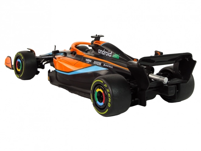 Auto R/C da corsa McLaren F1 arancione