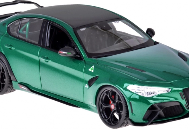 Alfa Romeo Giulia GTAm Quadrifoglio modello auto 1:18