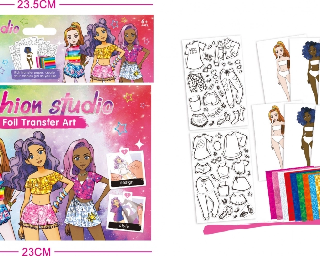 Portfolio designer con modelle e modelli