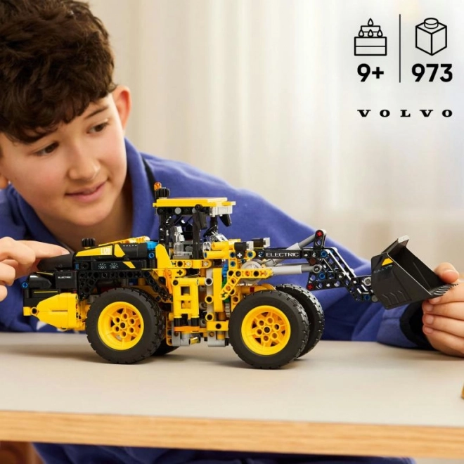 Caricatore Volvo L120 Elettrico LEGO Technic