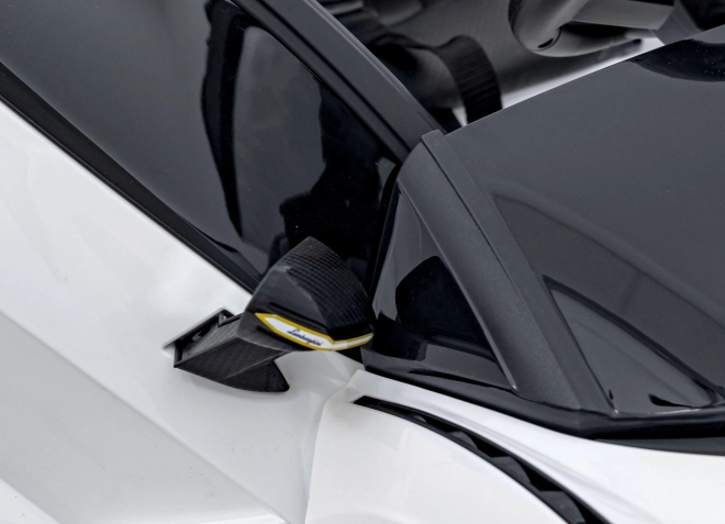 Lamborghini SIAN auto per bambini a batteria con telecomando – Bianco