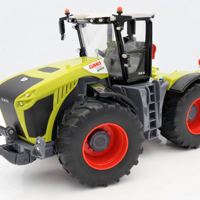 Modello trattore Britains CLAAS Xerion 5000