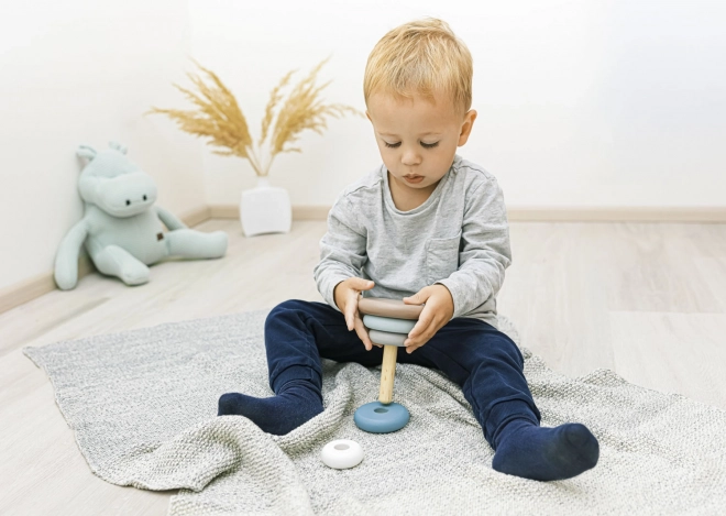 Anelli impilabili in legno blu per bambini