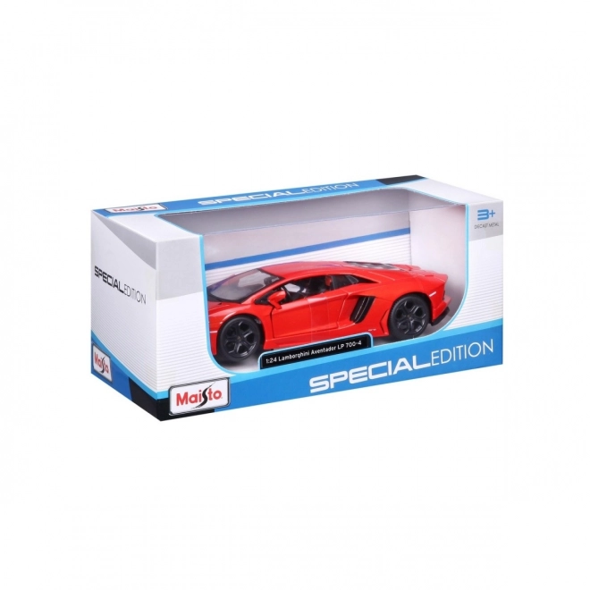 Lamborghini Aventador Coupé in metallo arancione-rosso scala 1:24