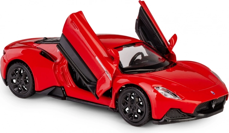 Porte apribili e interni curati