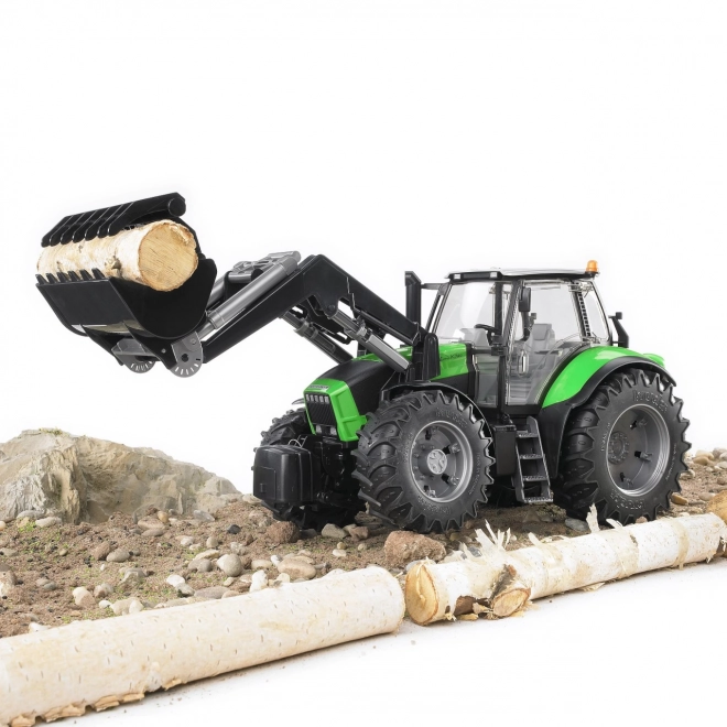 Trattore Deutz Agrotron X720 con caricatore frontale