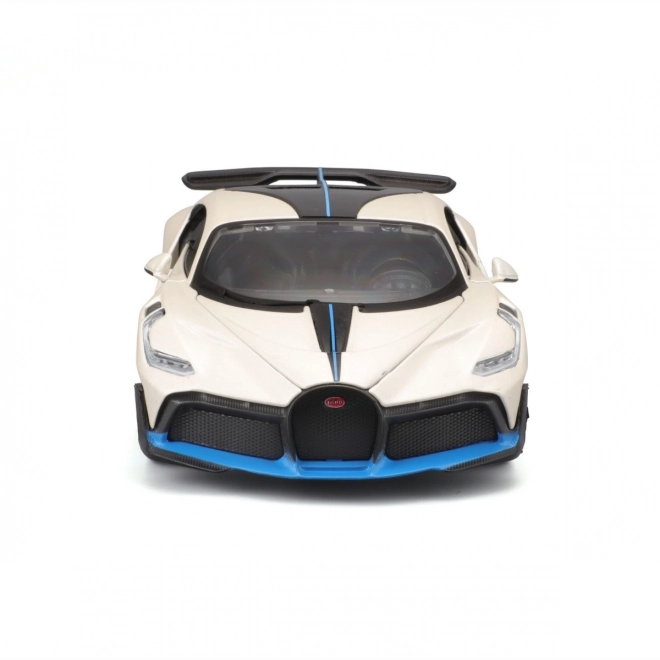 Modello Bugatti Divo 1:24 Bianco