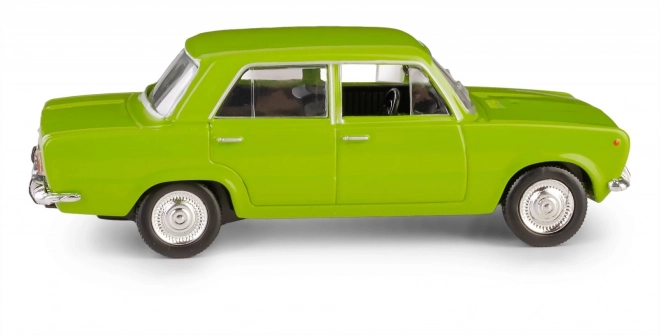 Auto d'epoca Fiat 125p verde
