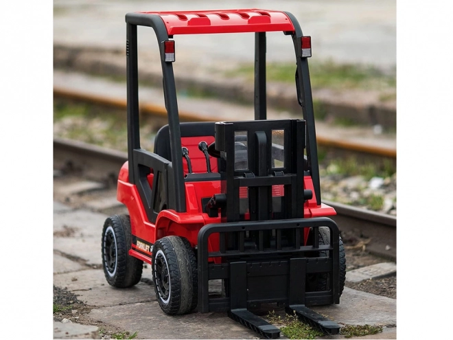 Carrello elevatore a batteria con telecomando – rosso