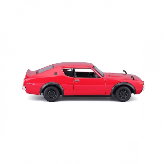 Modellino auto Nissan Sky 2000GT-R in scala 1:24