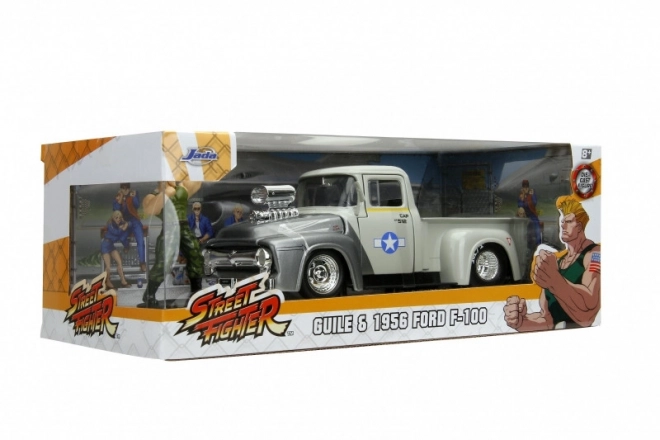 Camioncino Ford 1956 1:24 di Street Fighter di Jada Toys