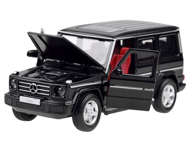 Auto sportivo Mercedes-Benz G350d in scala 1:32