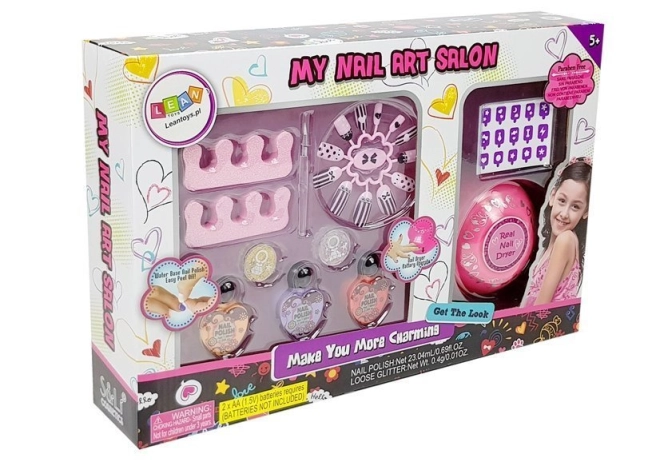 Kit per unghie alla moda