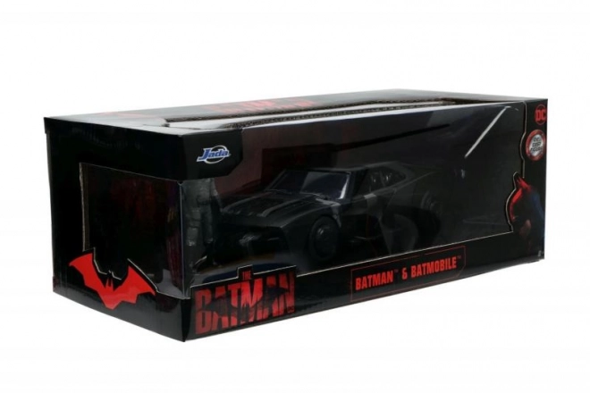 Modello di Batmobile 1:24 con Figura di Batman