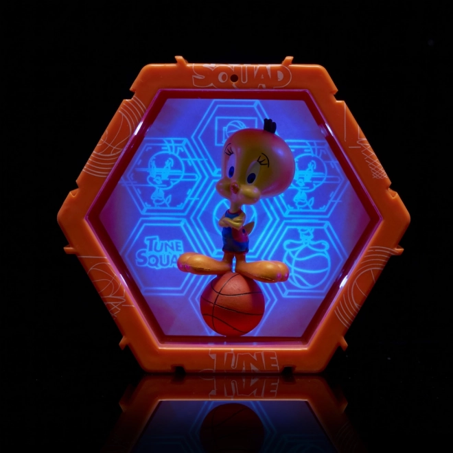 Wow pod, Space Jam - Titti