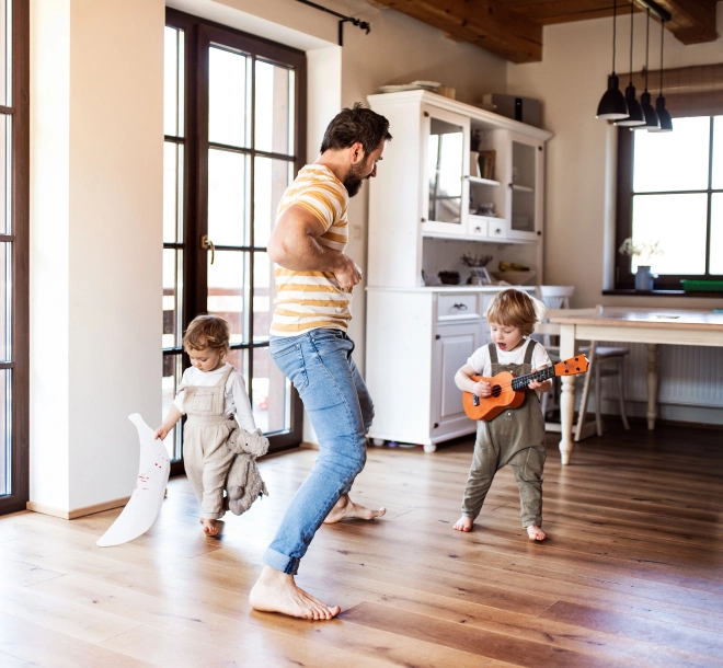 Chitarra Ukulele per Bambini in Legno ECOTOYS