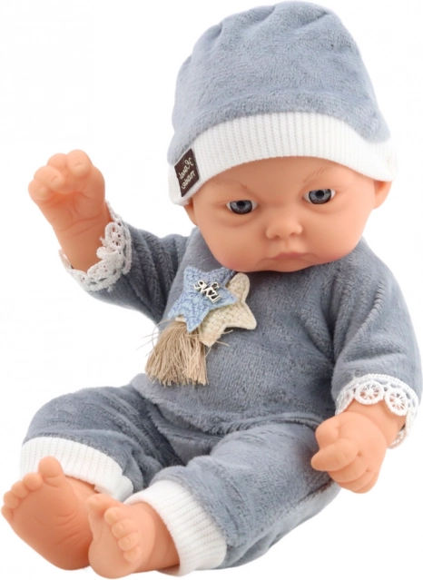 Bambola neonato in pigiamino grigio con cappellino