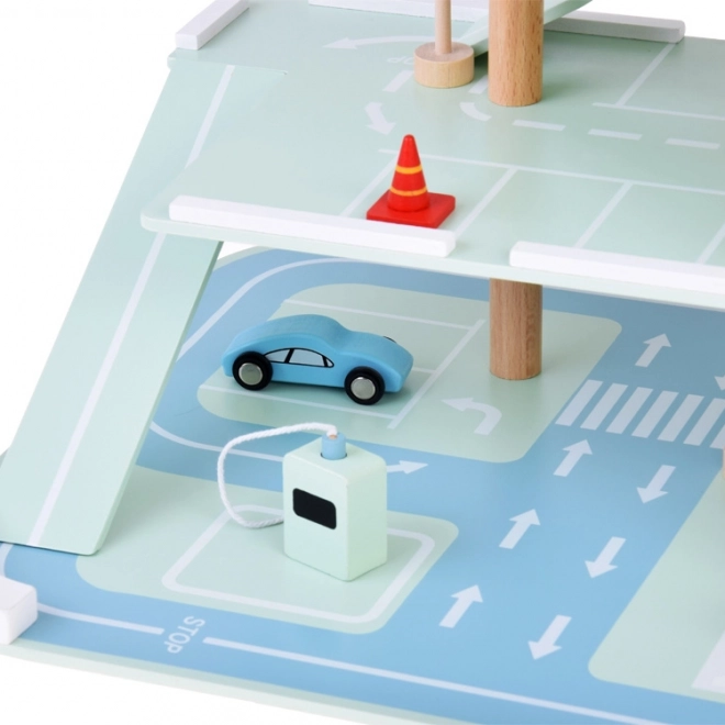 Garage per parcheggi a più livelli in legno con ascensore e automobili