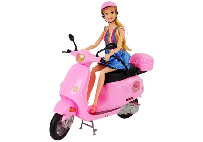 Bambola con scooter e accessori