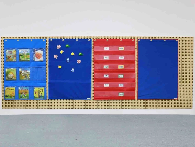 Lavagna rossa con tasche per schede e immagini Masterkidz