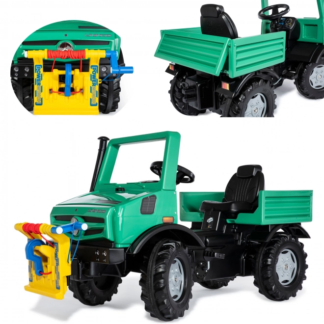 RollyUnimog Foresta di Mercedes-Benz con verricello
