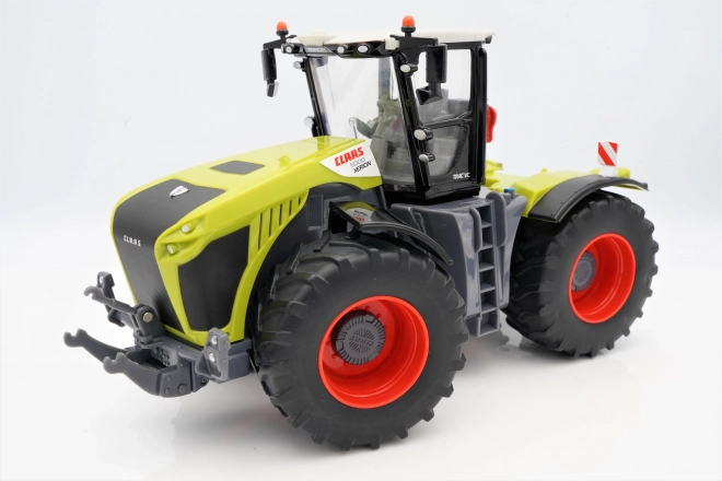 Modello trattore Claas Xerion 5000 scala 1:32