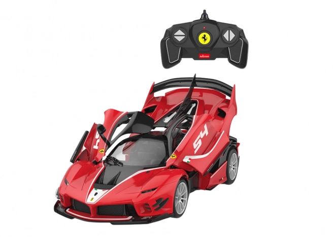 Auto da costruzione Ferrari FXXK EVO rosso