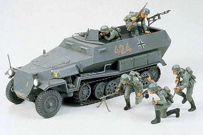 Modello Tamiya Hanomag Sd.Kfz. 251/1